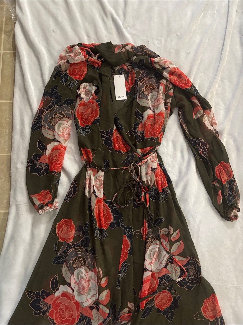 CITY CHIC | Sadie Maxi Dress - military - Picture 7 of 8